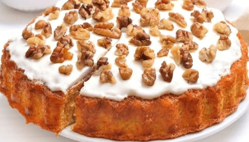 CARROT AND PINEAPPLE CAKE