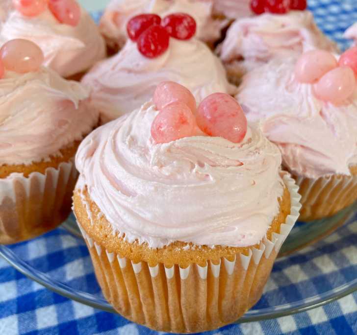 Irresistible Lemon Poppy Seed Cupcakes