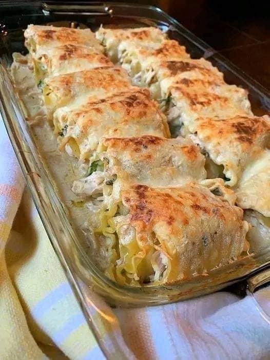 CAJUN SALMON AND SHRIMP ALFREDO