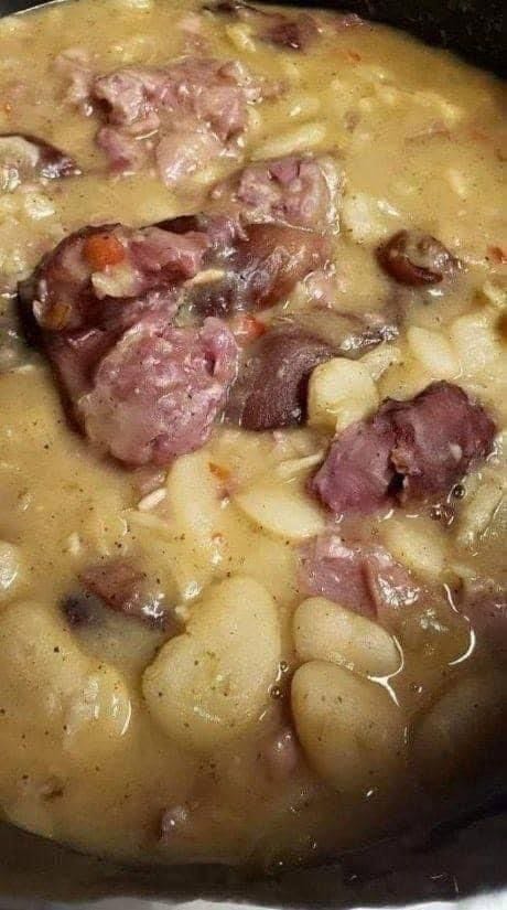 BEAN AND HAM HOCK SOUP