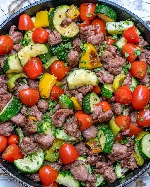 Easy Zucchini Beef Skillet