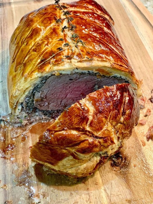 Mastering the Art of Beef Wellington: An Elegant Dish for Special Occasions