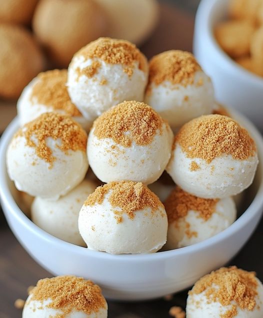 No-Bake Pumpkin Cheesecake Balls