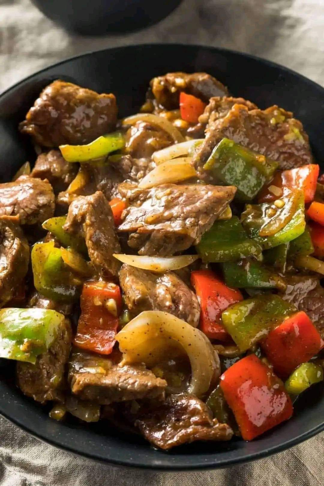 Slow Cooker Pepper Steak: A Comforting and Flavorful Dish